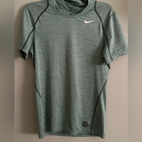 Nike Other - Nike Pro Men's Green Fitted Performance Tee size small